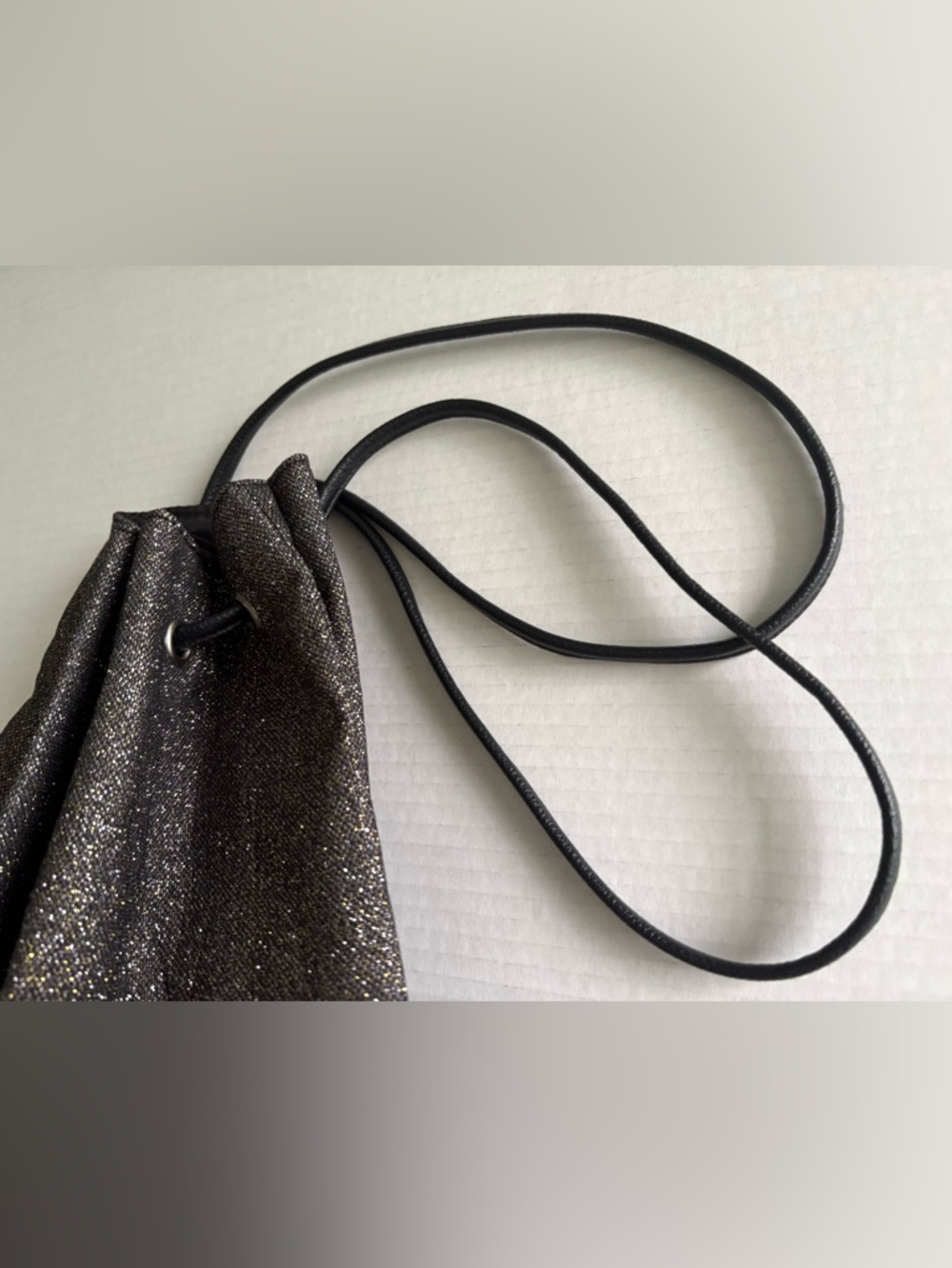 NWOT Victoria's Secret Black Glitter Drawstring Backpack, Spacious & lightweight - Picture 7 of 9